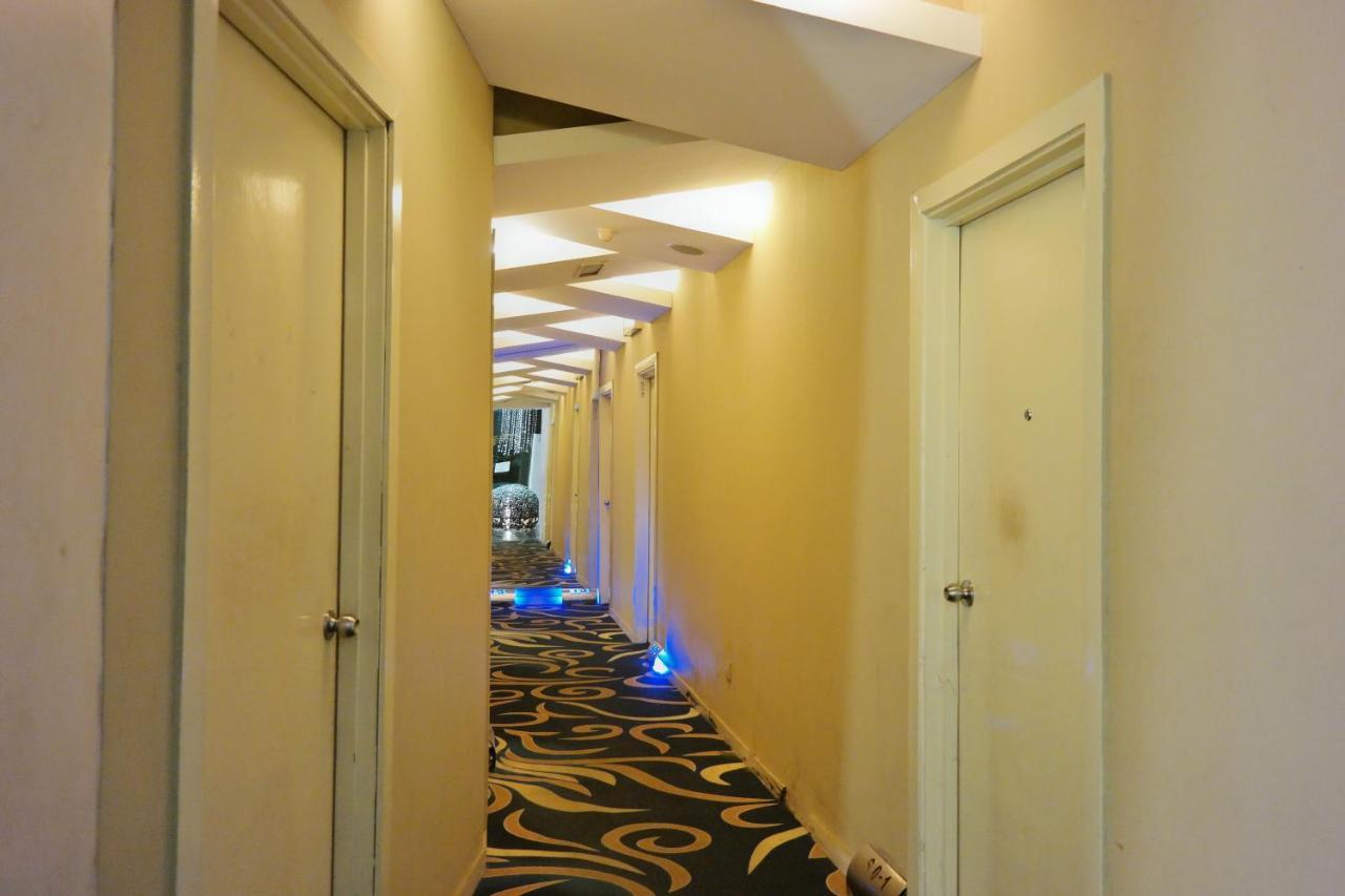 Summer Oscar Boutique Hotel Subang Jaya Exterior photo